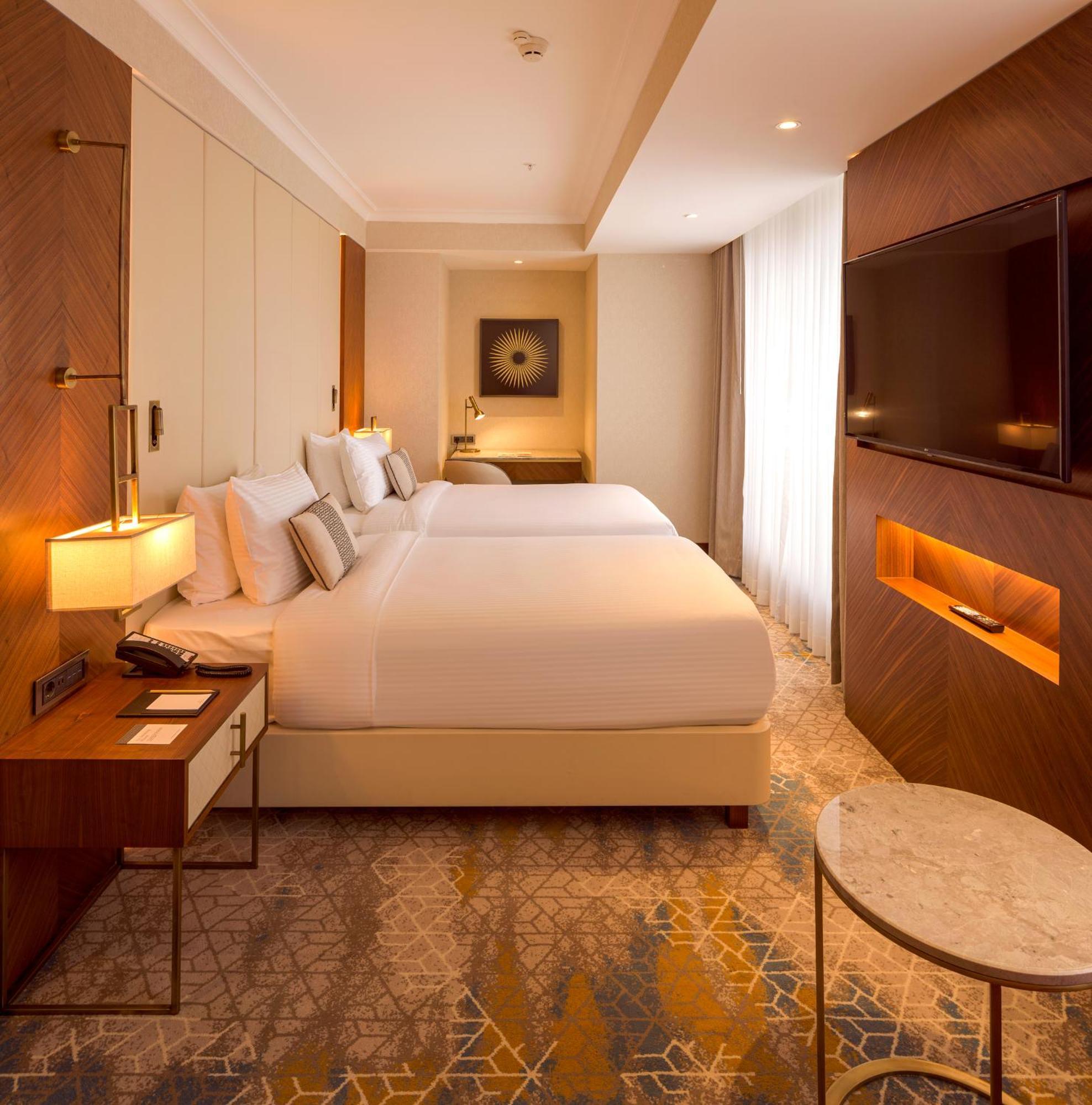 Sheraton Bisjkek Eksteriør billede